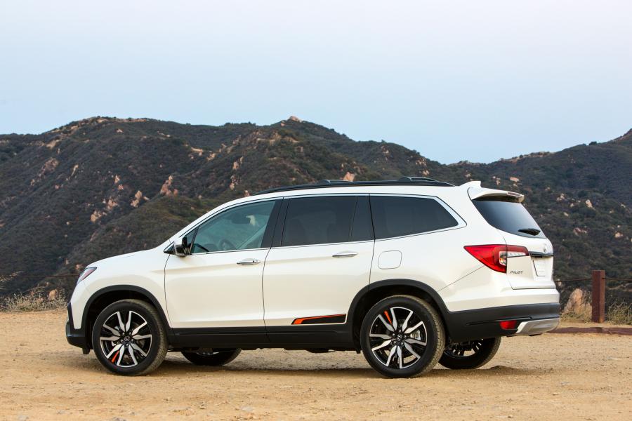  Honda Pilot Elite 2018 года  (NA) (фото 39 из 40)